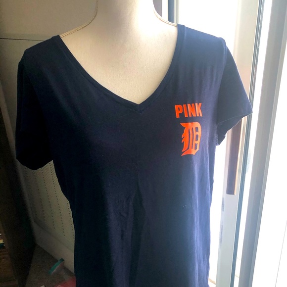 VS Pink Detroit Tigers T-Shirt - Picture 4 of 6